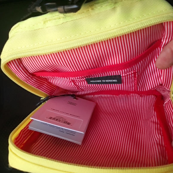 Herschel crossbody bag highlighter/ black - Picture 4 of 5